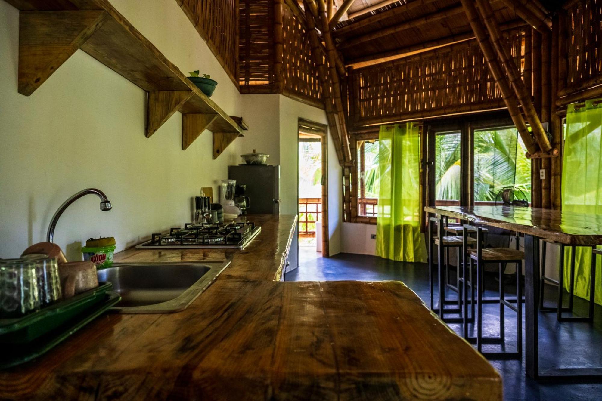 Eco-Lodge Deseo Bamboo Santa Catalina Exterior photo