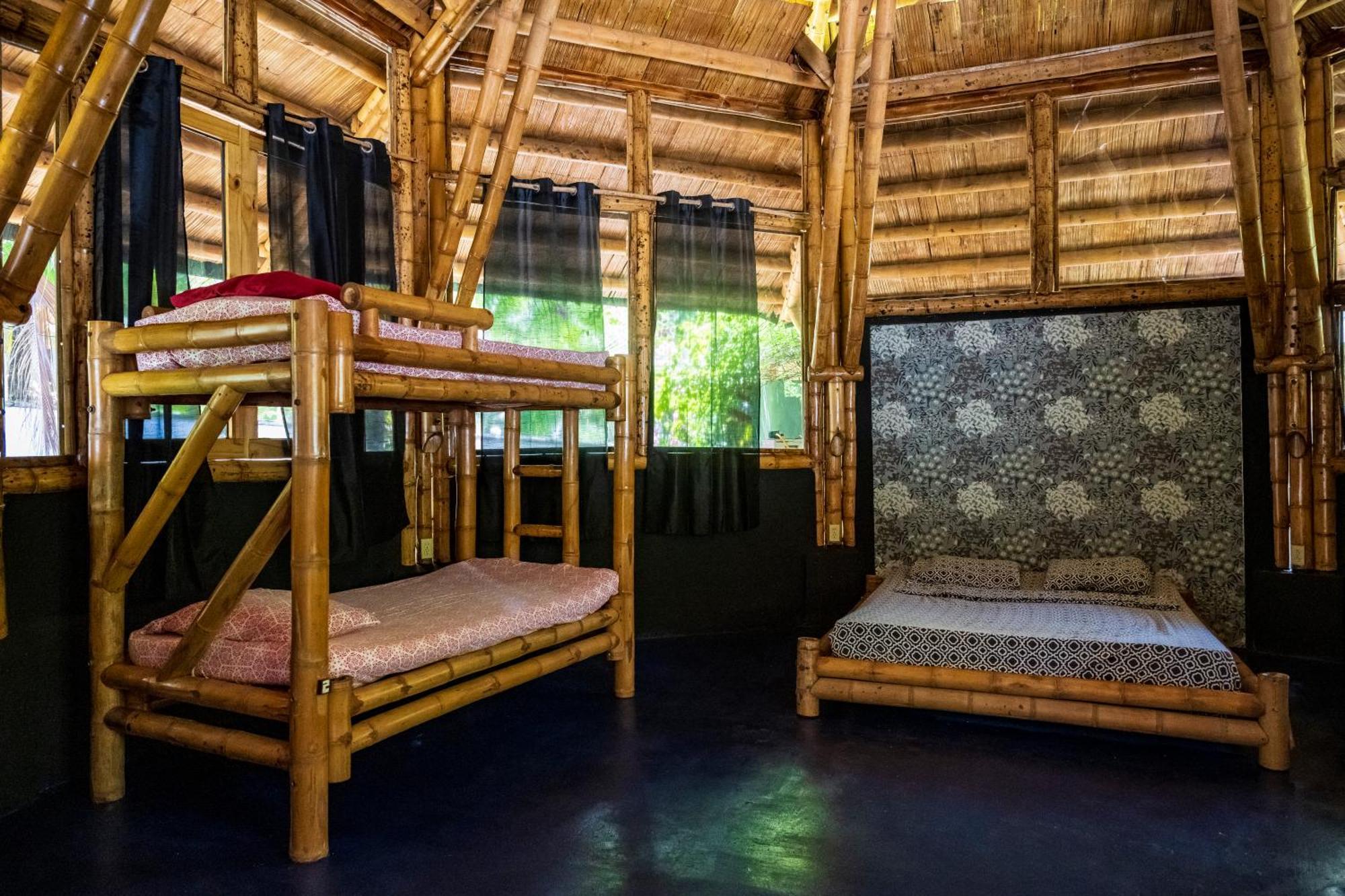 Eco-Lodge Deseo Bamboo Santa Catalina Exterior photo